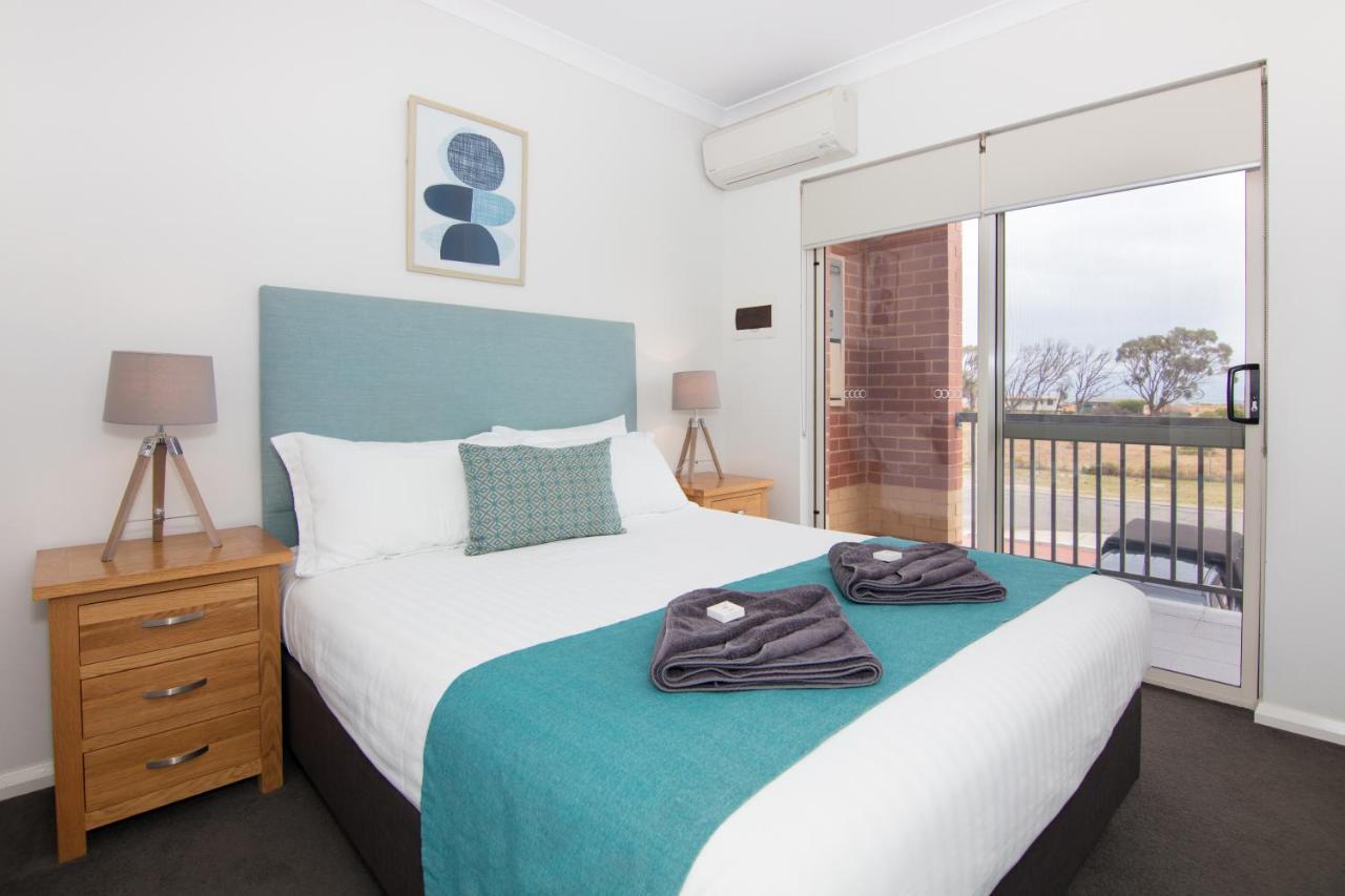 Jurien Bay Motel Apartments ภายนอก รูปภาพ