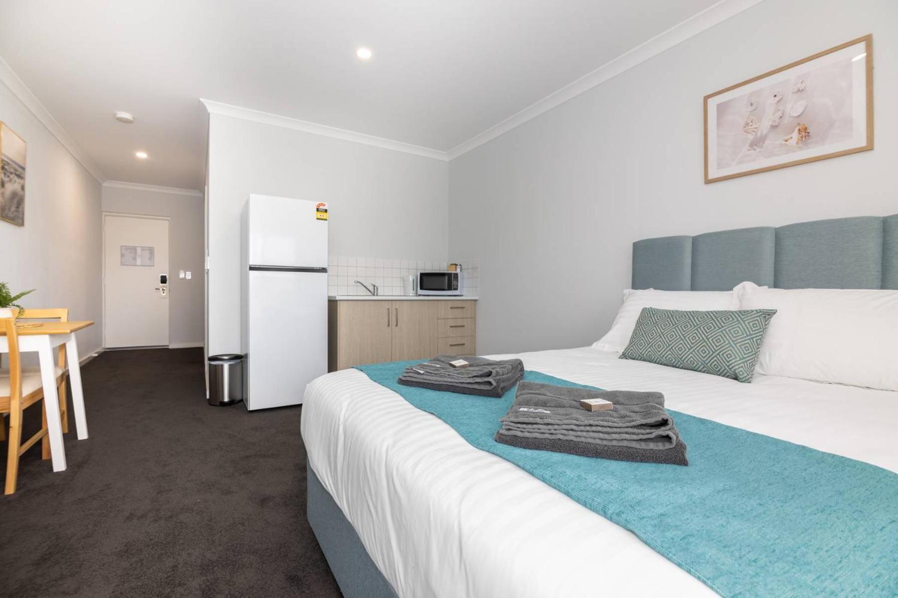 Jurien Bay Motel Apartments ภายนอก รูปภาพ