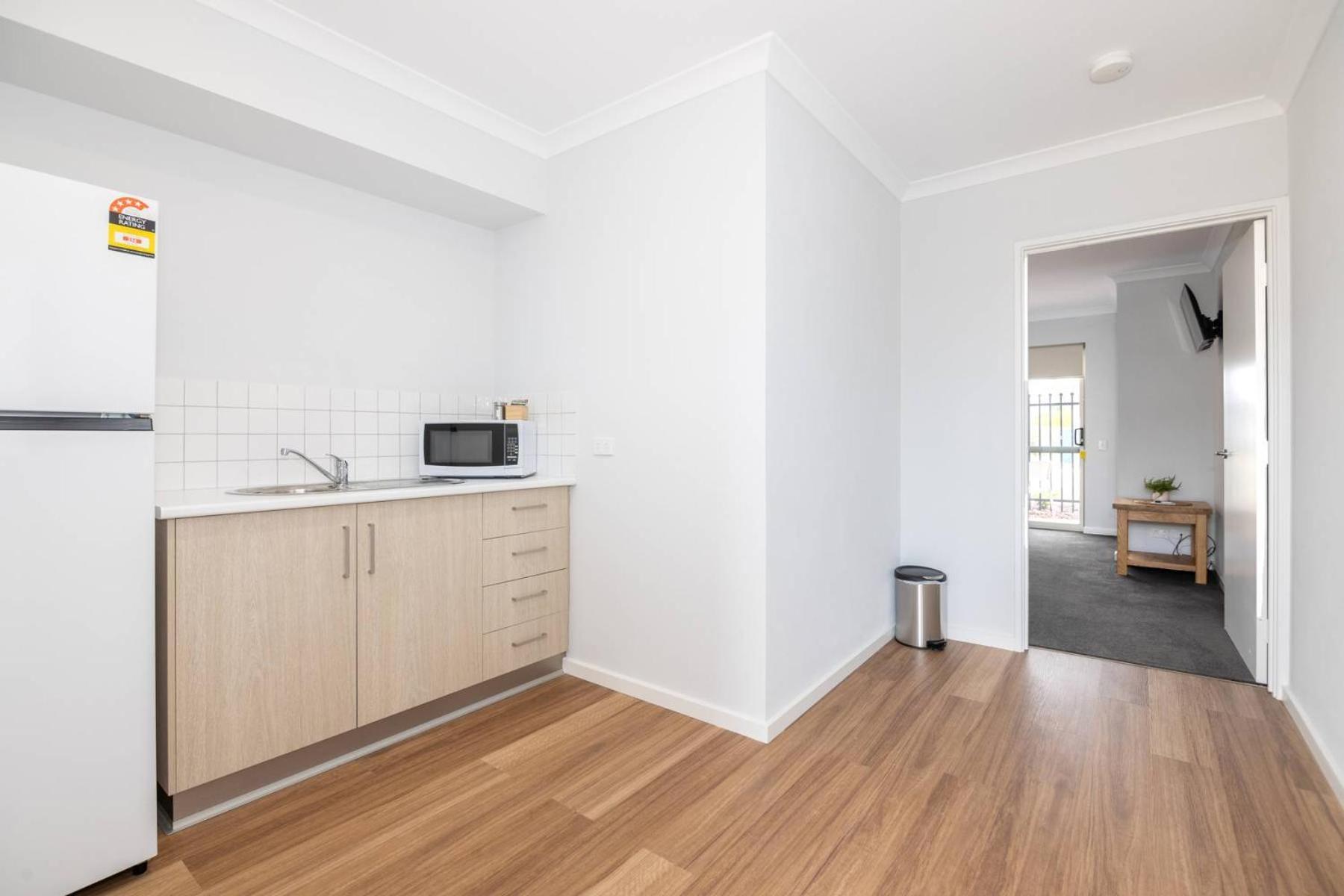 Jurien Bay Motel Apartments ภายนอก รูปภาพ