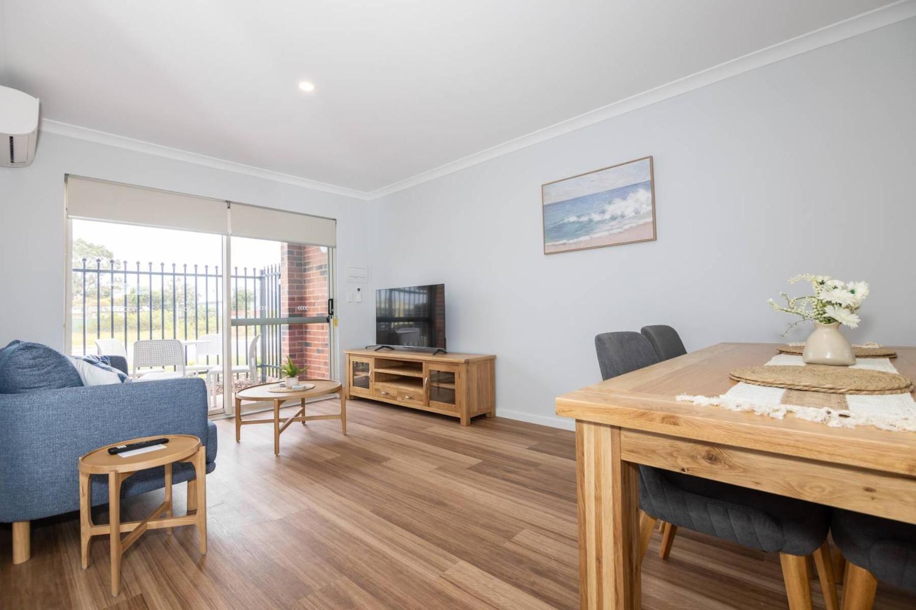 Jurien Bay Motel Apartments ภายนอก รูปภาพ