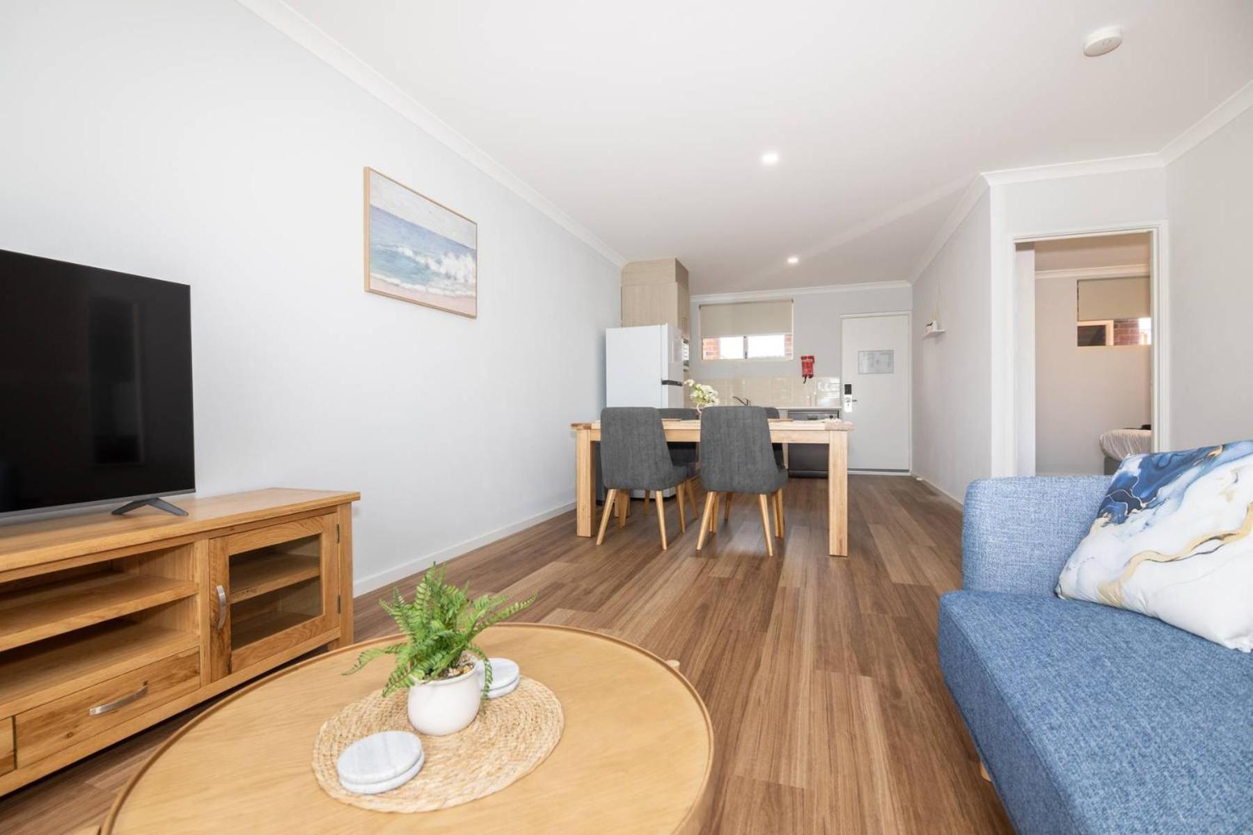 Jurien Bay Motel Apartments ภายนอก รูปภาพ
